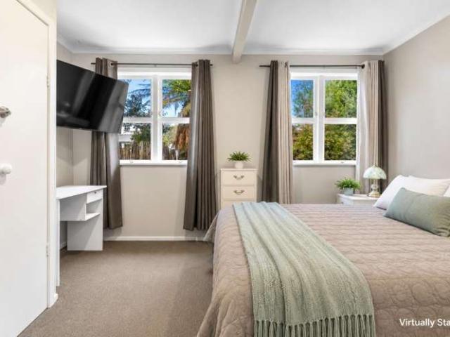 1/2 Laughton Street, Taupo