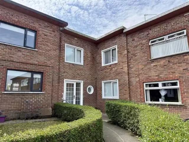 12 Lissan Close