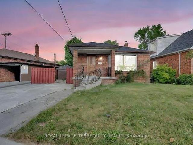 12 Lynvalley Crescent, Toronto, ON, M1R 2V3 house for sale | Listing ID E12281 | Royal LePage