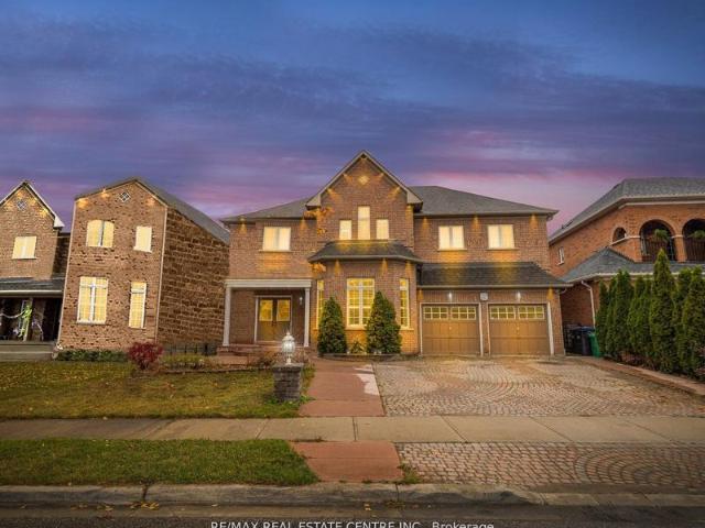 12 Maisonneuve Blvd