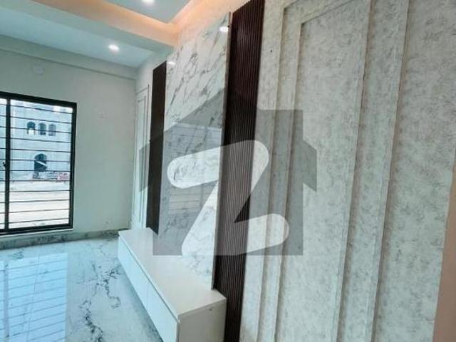12 Marla 4 bed flat for rent in Askari 10 Sec S Lahore Askari 10