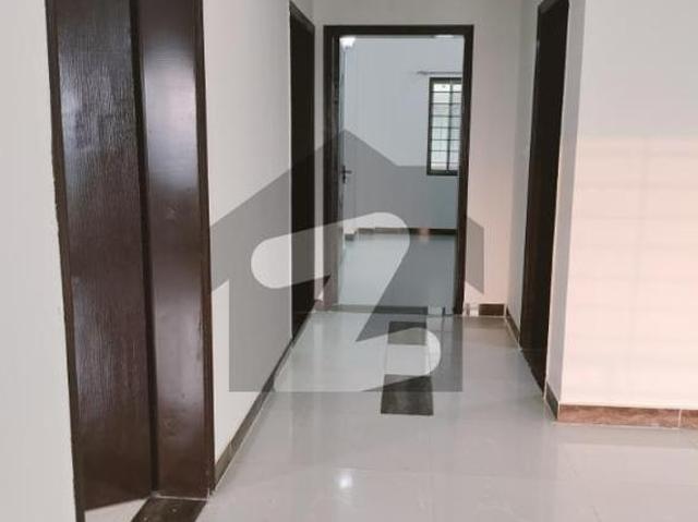 12 marla 4 bedroom apartment available for rent askari 11 sector b apartments
