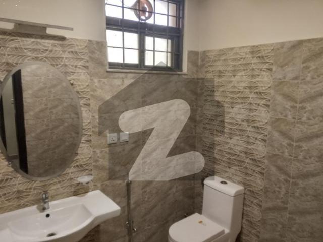 12 marla 4 bedroom apartment available for rent askari 11 sector b apartments