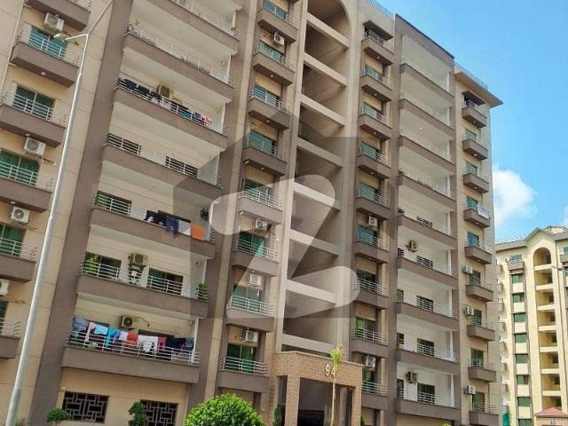 12 marla 4 bedroom new apartment available for rent