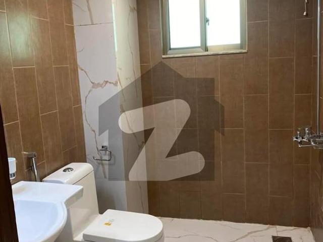 12 Marla 4 Bedroom's Brand New X Shape Butterfly Shape Tile Flooring Apartment | Flat For *Rent* | Askari 10 Lahore Cantt | @nusratestate Askari 10 Sector S