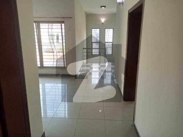 12 marla 4 bedrooms sd house available for rent askari 11 sector b