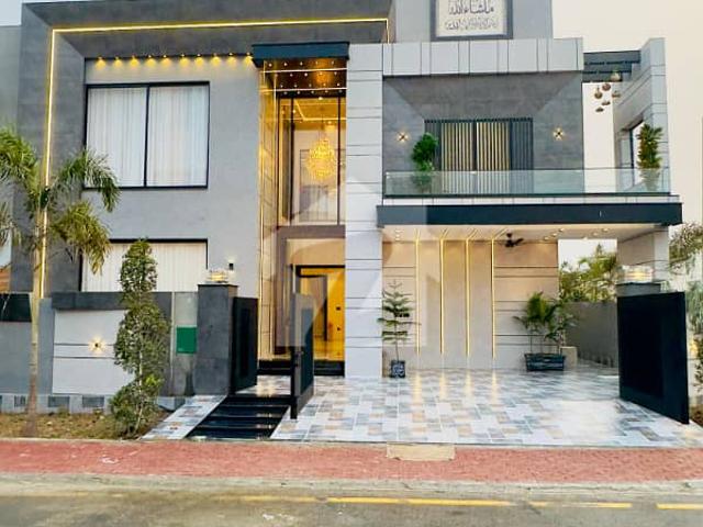 12 marla ultra luxury modren house for sale in gulbahar block sector c bahria town lahore