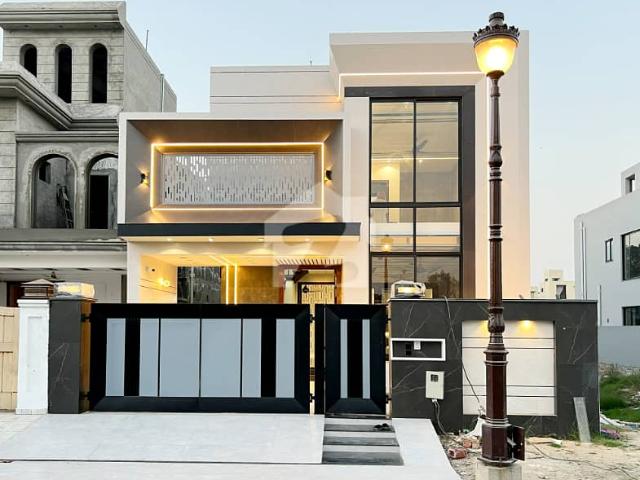 12 Marla Ultra Modern Designer House For Sale In Lake City Sector M3 A