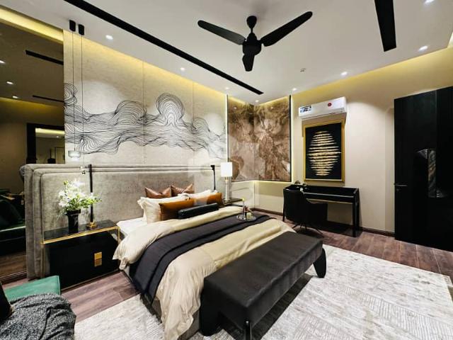 12 Marla Ultra Modern House | Full Basement | Fully Furnished fasing prak