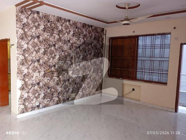 12 Marla Upper Portion Available For Rent In Johar Town Near To G1 Market Doctor's Hospital