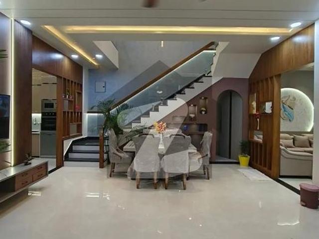 12 Marla Beautiful House For Rent Prime Location Gulberg 3, C Block Lahore Commission 1 Month Rent No Bargaining Please Gulberg 3