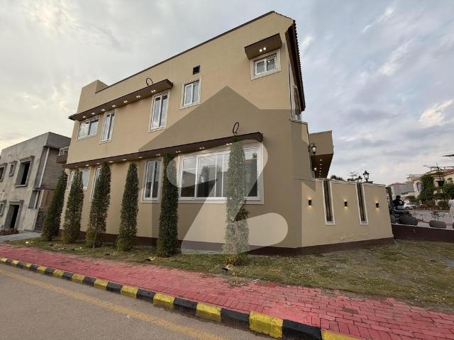 12 Marla Boulevard Corner House Available For Sale Single Unit House On Very Prime Location Of Sector C1 Bahria Enclave Sector C1