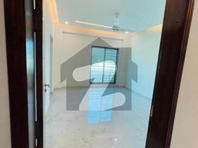 12 Marla Brand New Flat Available For Rent In Askari 10 Lahore Askari 10