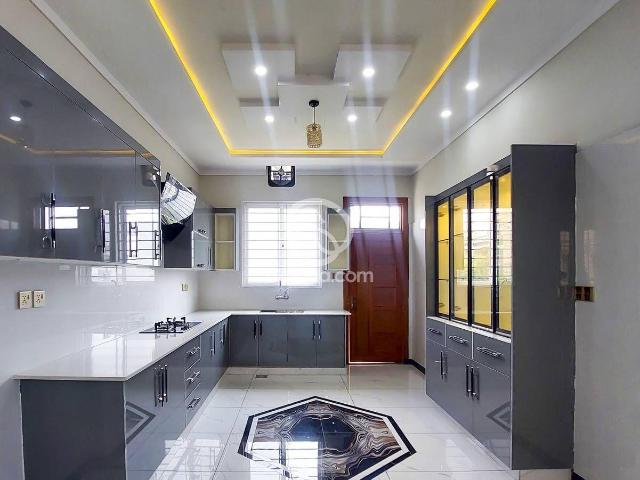 12 Marla Corner house for sale