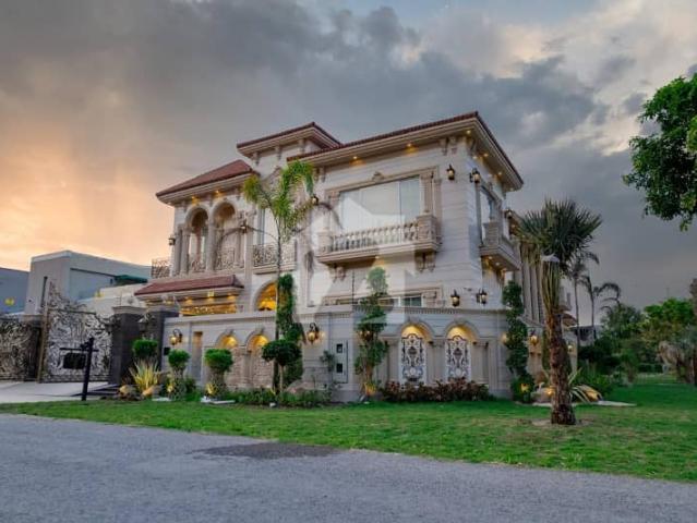 12 Marla Corner House with Basement Hall Best for Two Families | DHA Phase 5 Near main road