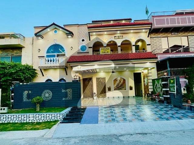 12 Marla dubal story house for sale in Jinnah garden Islamabad