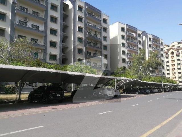 12 Marla Flat Ideally Situated In Askari 11