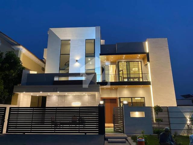12 Marla House Available For Sell In G 15