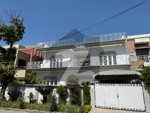 12 Marla House For Sale Officers Colony