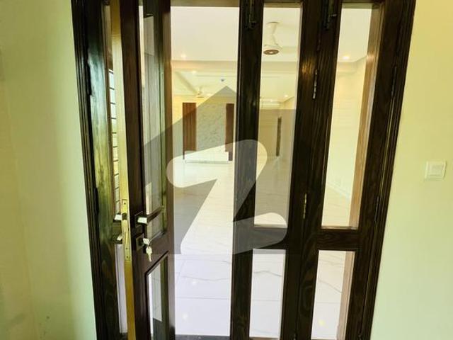 12 Marla Luxury Apartment 4 Bed For Rent Askari 10