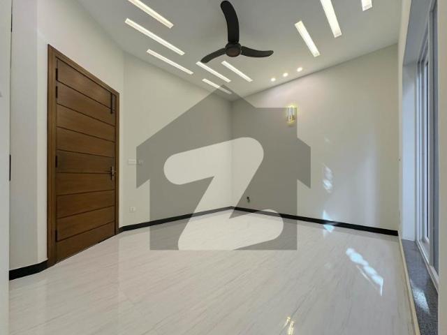 12 Marla Luxury Designer House For Sale Bahria Town Phase 8 Block A1