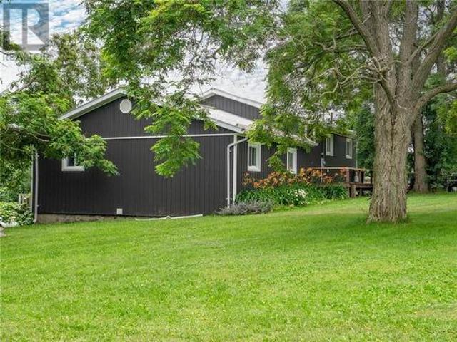 12 Michael'S Bay Road, Manitowaning, ON, P0P 1N0 house for sale | Listing ID 2129 | Royal LePage