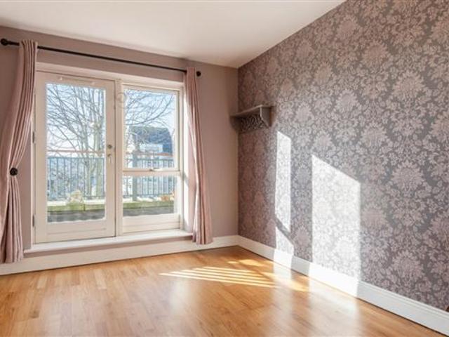 12 Millbank, The Links, Portmarnock, Dublin Noel Kelly Auctioneers Ltd 4908 MyHome. Ie Residential
