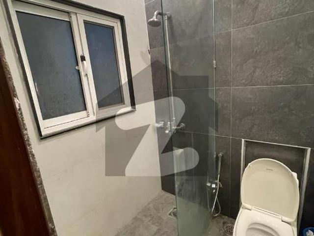 12 msrla 4 bedroom apartment available for rent askari 10
