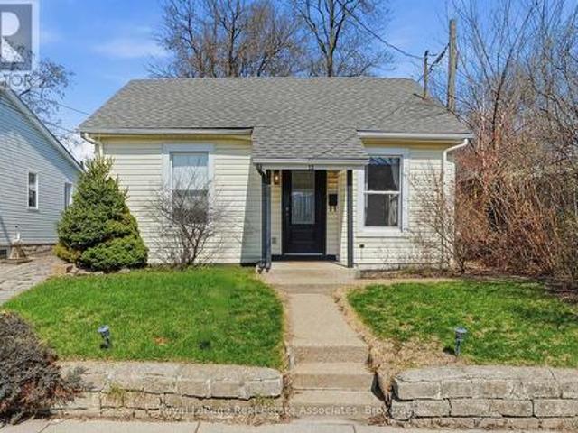 12 Nelson Street, Hamilton, ON, L8P 1G3 house for lease | Listing ID X13461 | Royal LePage