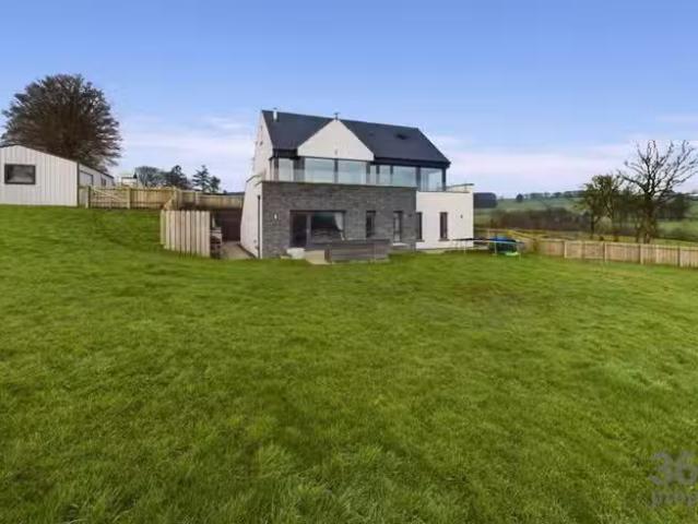 12 Old Ballynoe Road