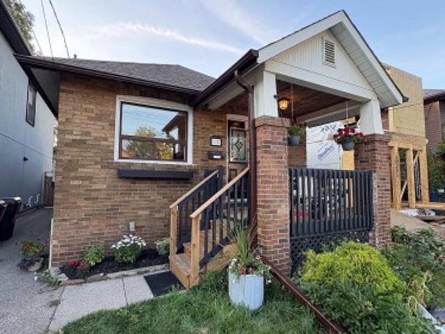 12 Orley Avenue, Toronto, ON, M4C 2B9 house for sale | Listing ID E13585 | Royal LePage