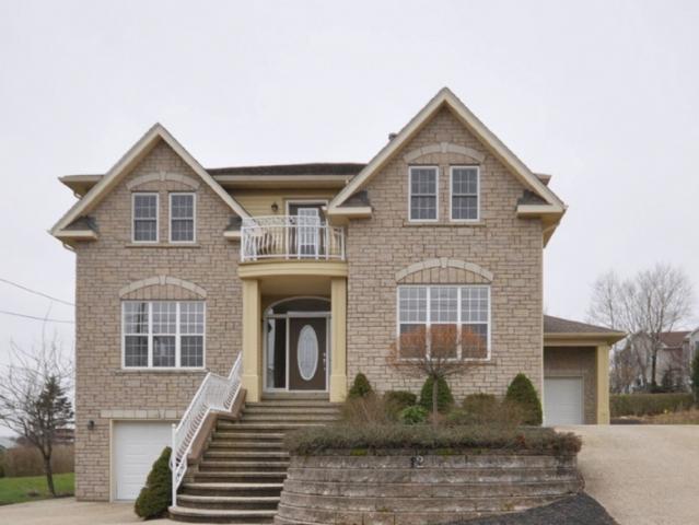12 Palmer Hill 4 Bedroom 3 Baths