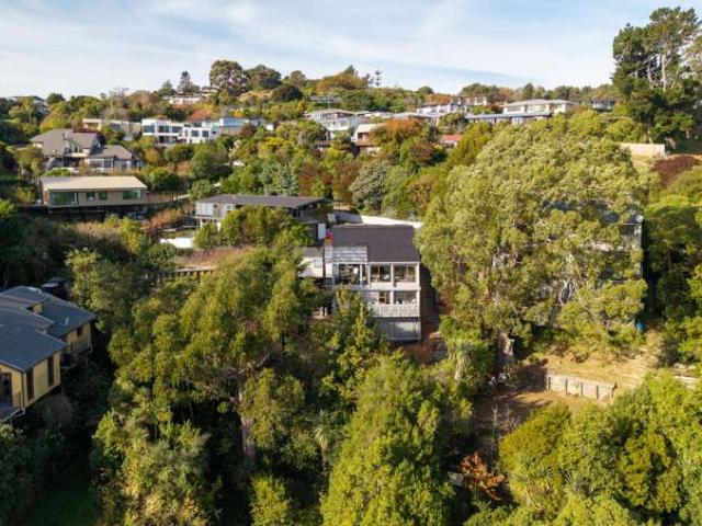 12 Pentre Terrace, Cashmere Hills, Christchurch City
