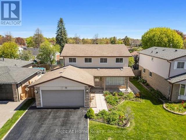 12 Pittmann Crescent, Ajax South West, ON, L1S 3G3 house for sale | Listing ID E13540 | Royal LePage
