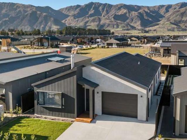 12 Pouakai Street, Lake Hawea, Wanaka