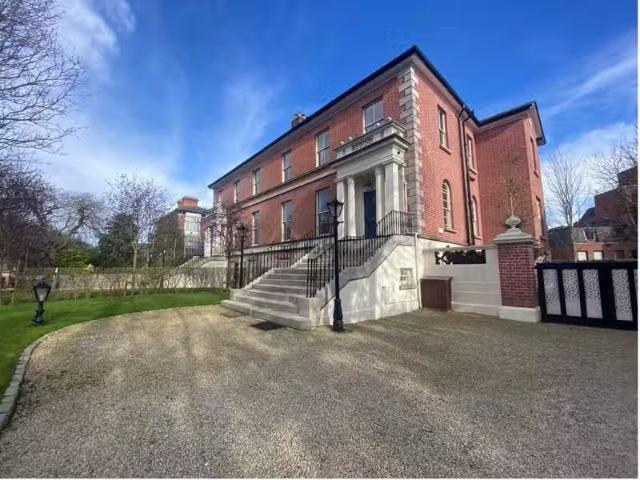 12 Raglan Road, Dublin 4, Ballsbridge, Dublin 4 is for rent