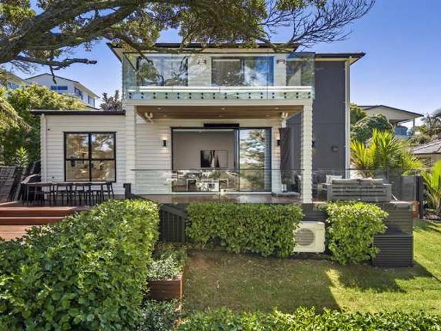 12 Rewi Street, Torbay, North Shore City