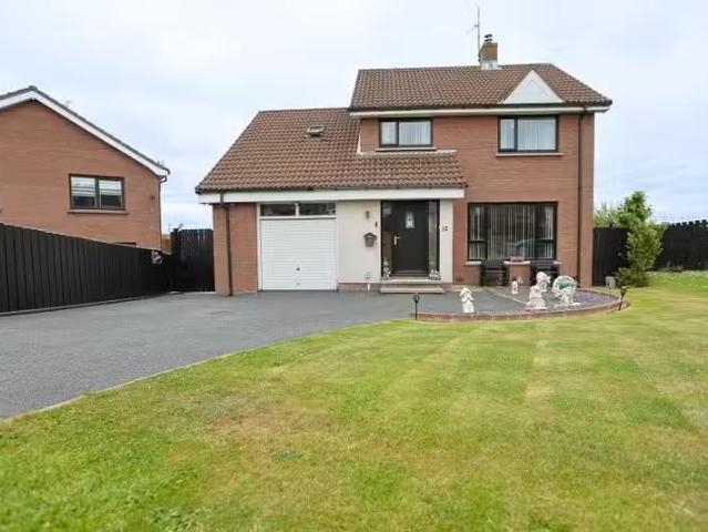 12 Richmond Close