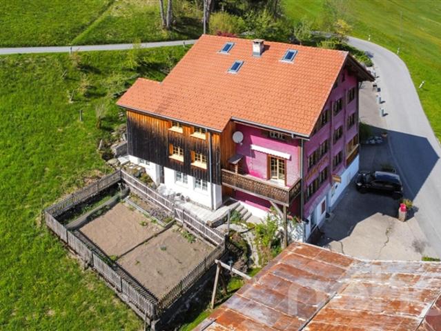 12 Room single house