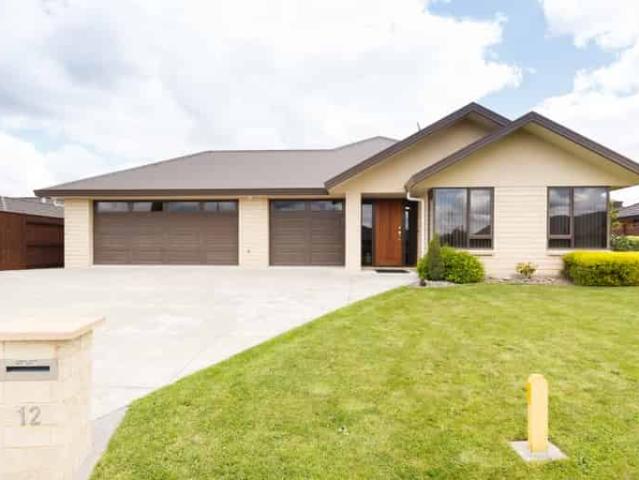 12 Rodeo Drive, Kelvin Grove, Palmerston North City