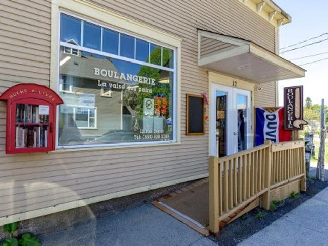 12 Rue Du Dépôt, Sutton, QC, J0E 2K0 commercial for sale | Listing ID 28073 | Royal LePage
