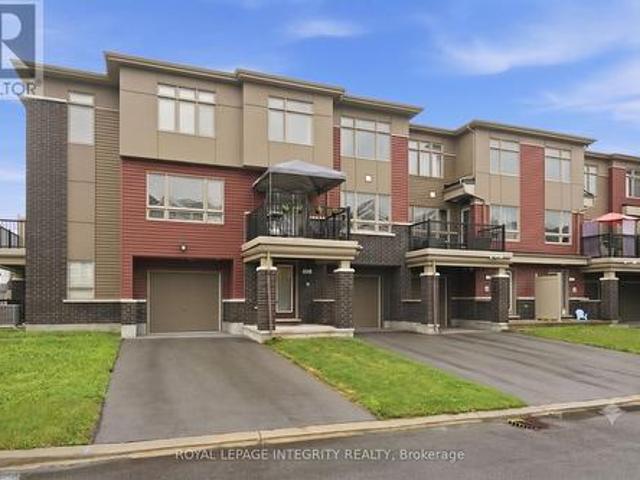 12 Squashberry Lane, Ottawa, ON, K2S 1E7 house for sale | Listing ID X13570 | Royal LePage