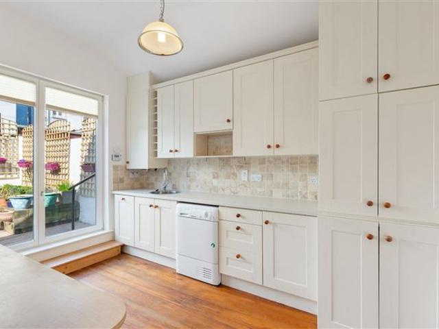 12 Stoneview Place, Dun Laoghaire, Co. Dublin DNG Dun Laoghaire 4911 MyHome. Ie Residential