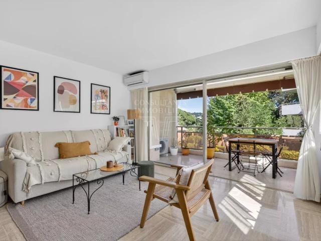BEAU 2 PIÈCES AVEC DEUX TERRASSES & GARAGE FERMÉ