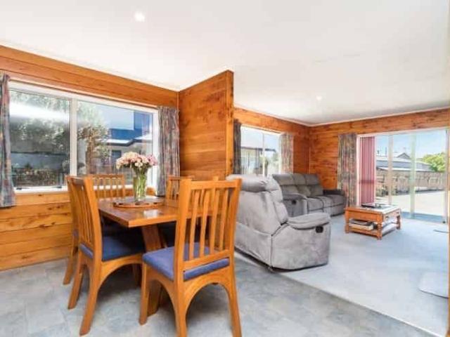 12A Carthew Street, Feilding