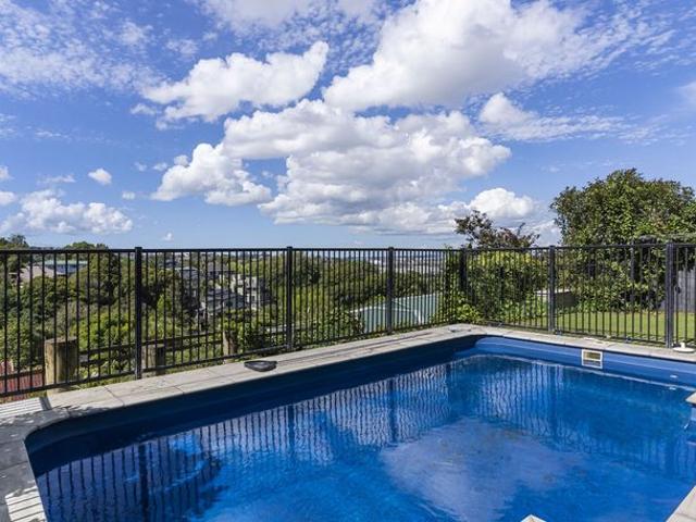 12A Hoskins Avenue, Hillsborough, Auckland City