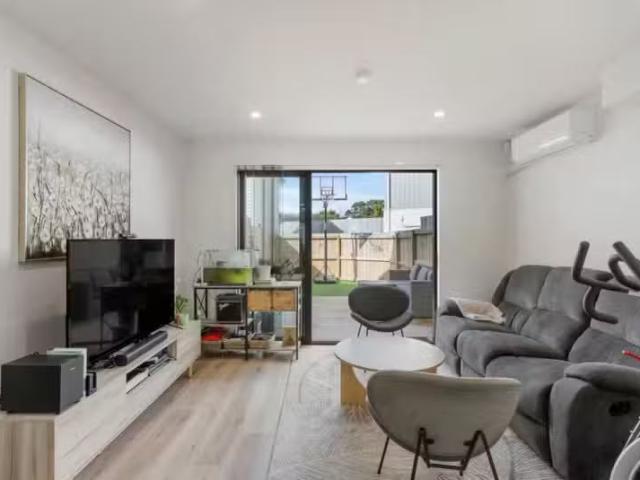 12C Bowen Street, Manurewa, Manukau City