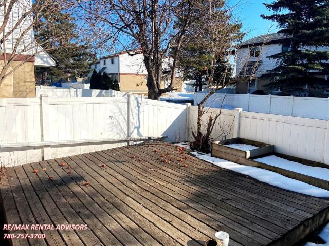 12C Twin Terrace Northwest 3 Bedroom Home for Rent at 12 Twin Terr Nw, Edmonton, AB T6K 1V4 Tweddle Place