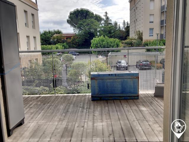 12ème, T3 + TERRASSE 7m2 + 2 PLACES DE PARKING