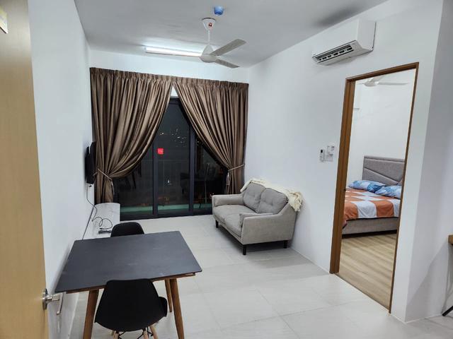 12floor Kenny hill one facing swinburne one bedroom type for rent dua